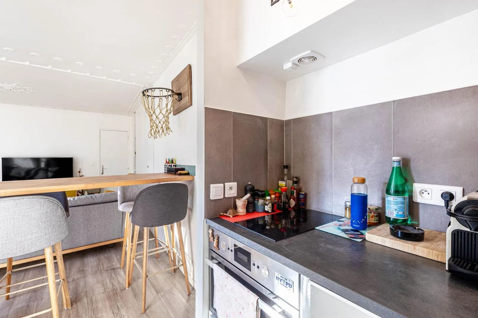 Apartament Guestready - Elevated Charm Near Notre-Dame Paryż